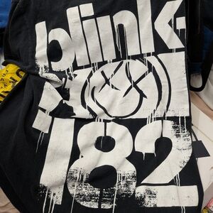 Blink-182 Vintage Black Small T-Shirt